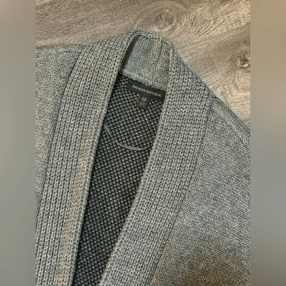 Banana Republic Wolf Cardigan - size XS - Picture 4 of 8